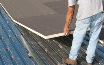 benefits of insulating Guay flat roofing